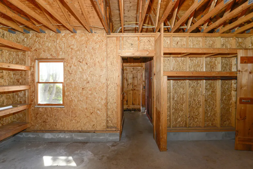104 Dunn Road Norway ME 04268