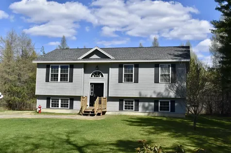 35 Peck Drive Newport ME 04953