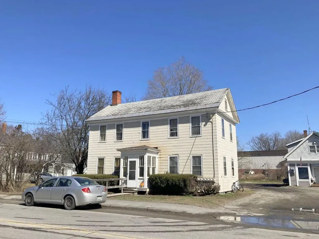 41 Western Avenue Waterville ME 04901