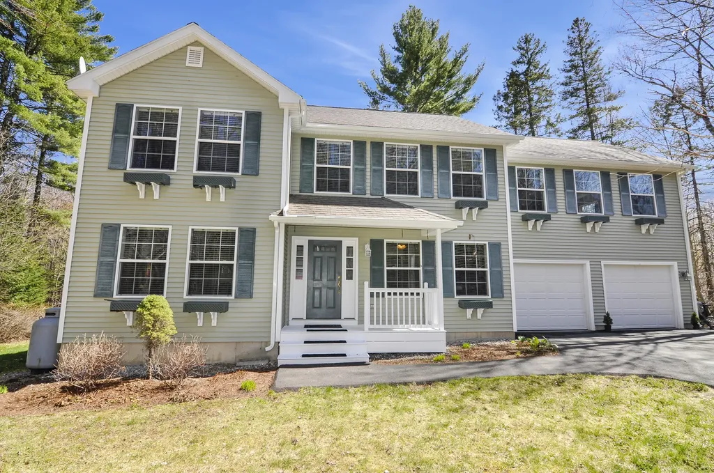 35 Cedar Breeze N Glenburn ME 04401