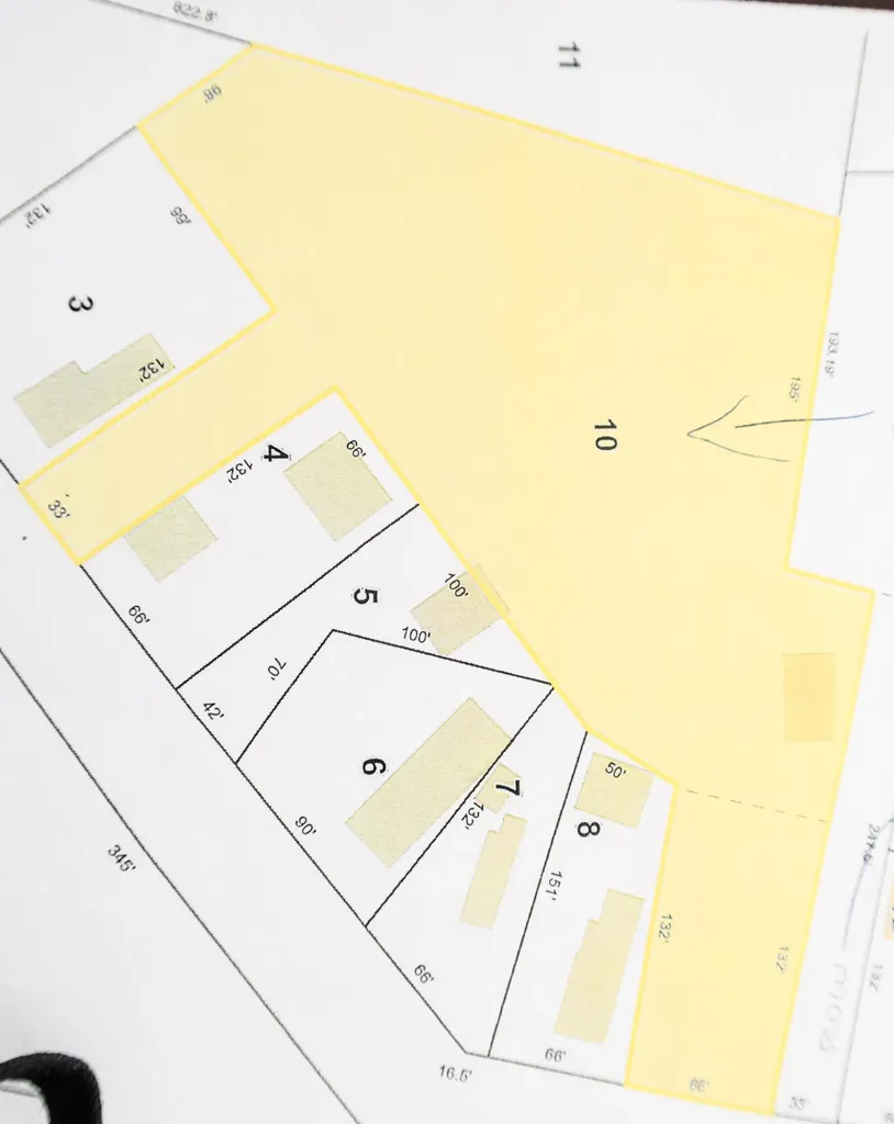 93 Harrison Avenue Gardiner ME 04345