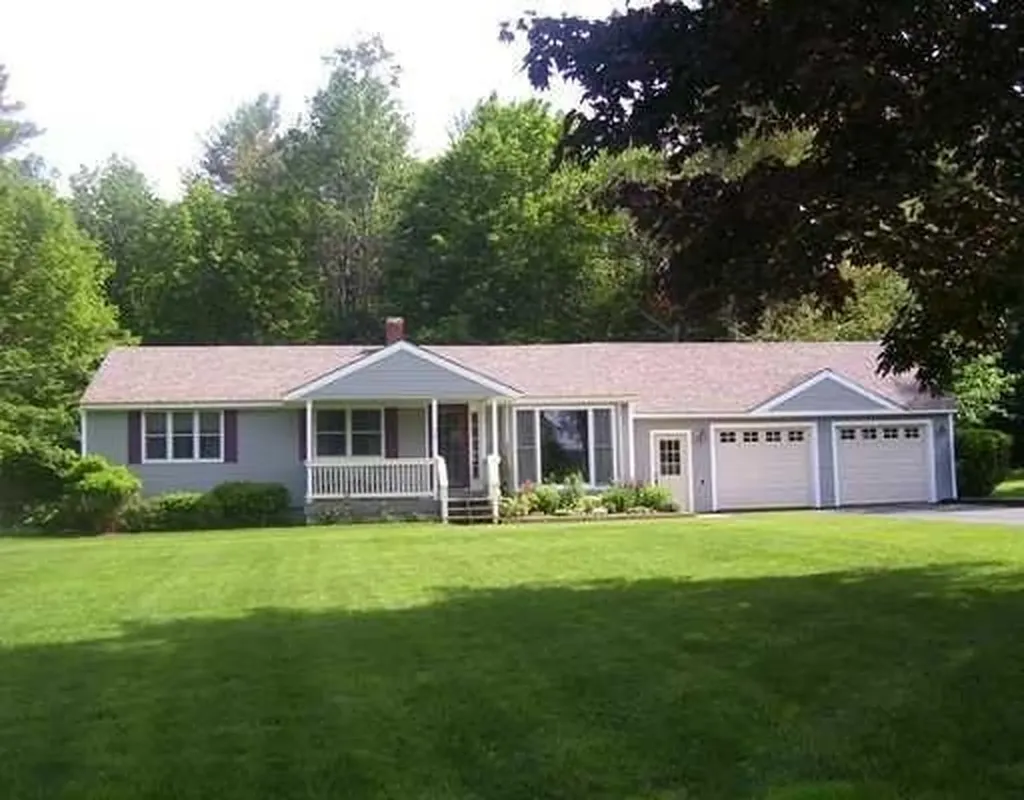 15 Gellerson Land Lane Dover-foxcroft ME 04426