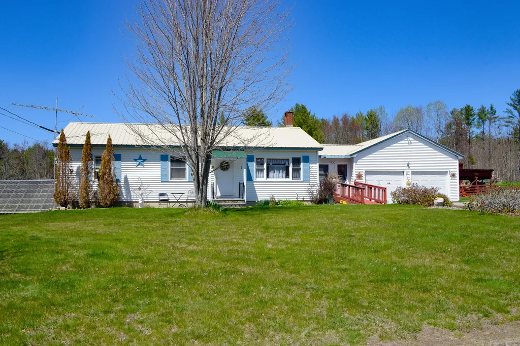 1335 N High Street Bridgton ME 04009