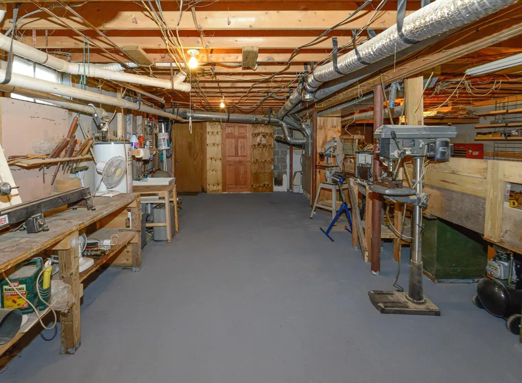 1335 N High Street Bridgton ME 04009