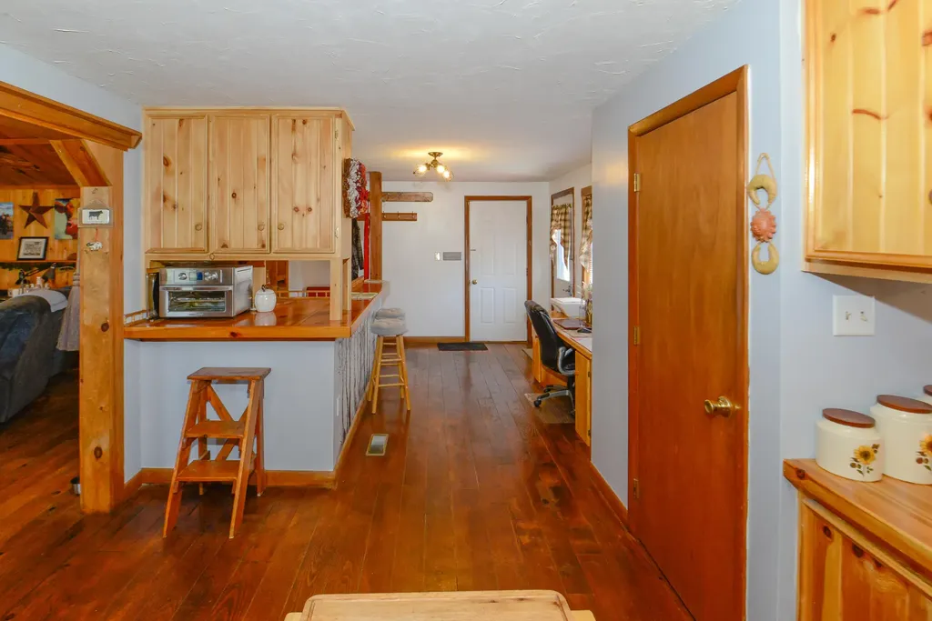 1335 N High Street Bridgton ME 04009
