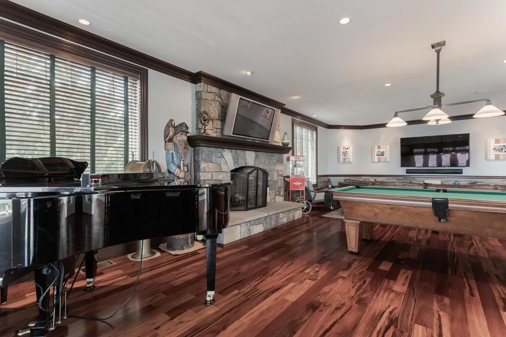 181 Nubble Road York ME 03909