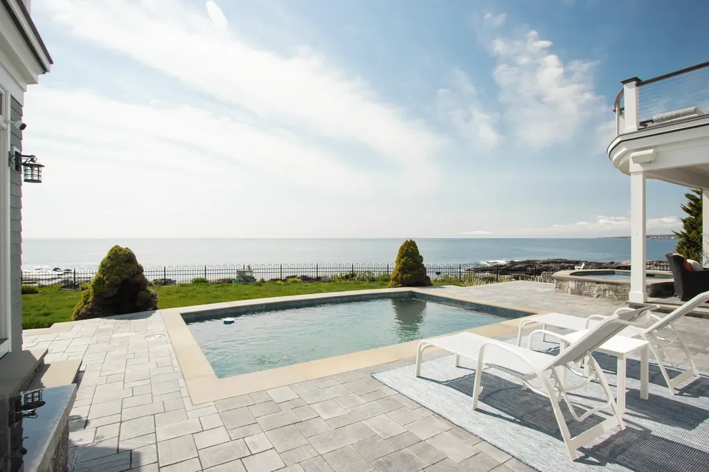 181 Nubble Road York ME 03909