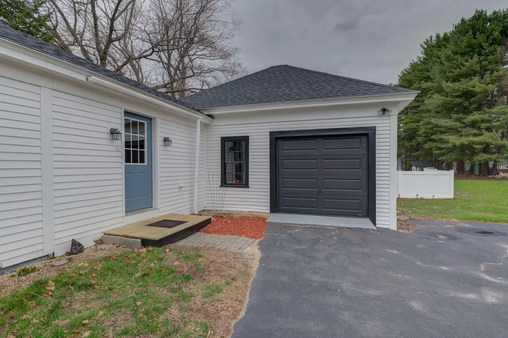 24 Tucker Street Norway ME 04268