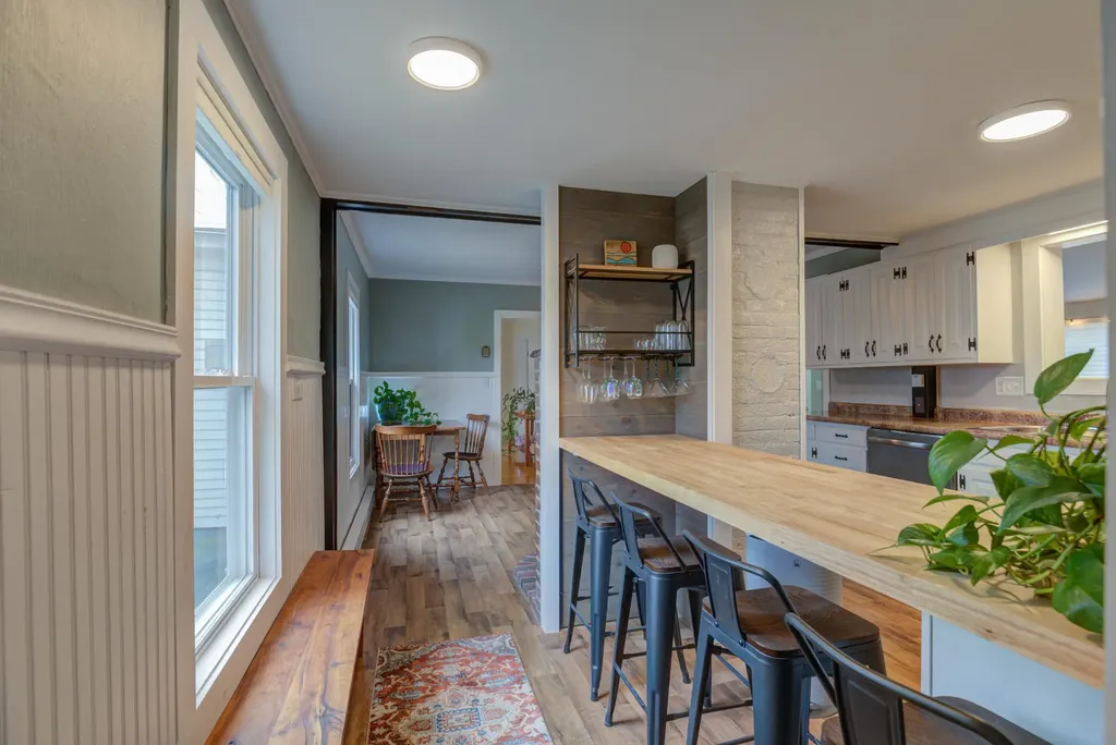 24 Tucker Street Norway ME 04268