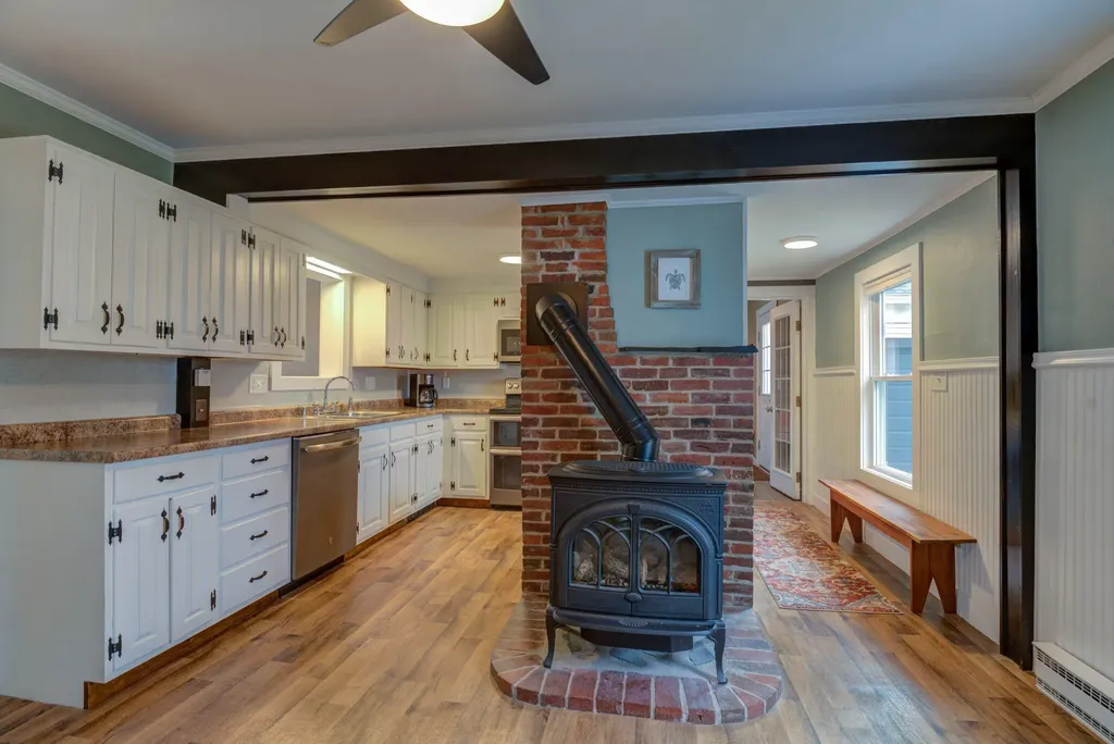 24 Tucker Street Norway ME 04268