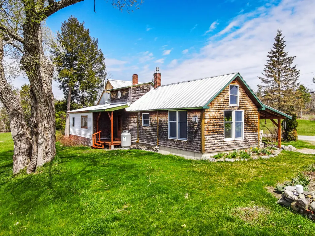608 Winslow Road Albion ME 04910