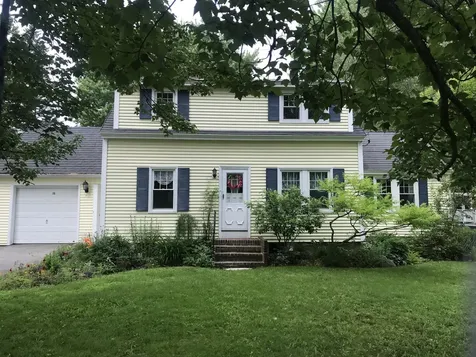 25 Grove Street Orono ME 04473