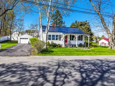 39 Second Avenue Augusta ME 04330
