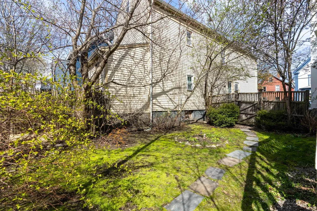 58 Spruce Street Portland ME 04102