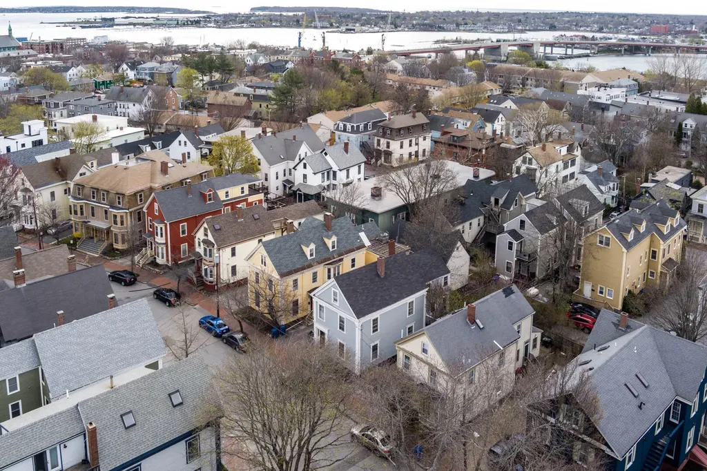58 Spruce Street Portland ME 04102