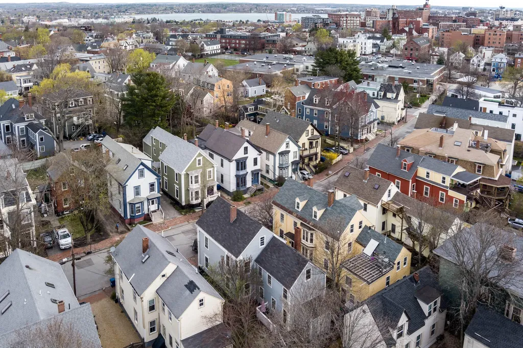58 Spruce Street Portland ME 04102