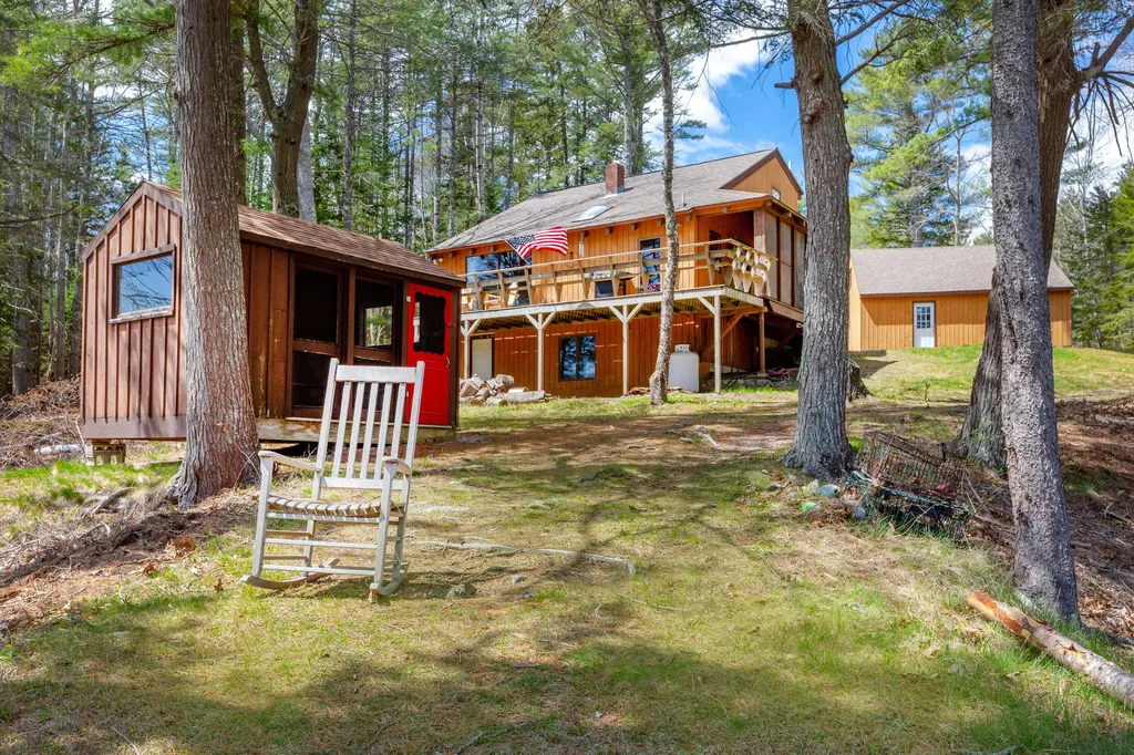 92 Whistlers Cove Road West Bath ME 04530