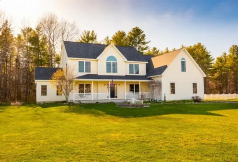 30 Constitution Avenue Hampden ME 04444