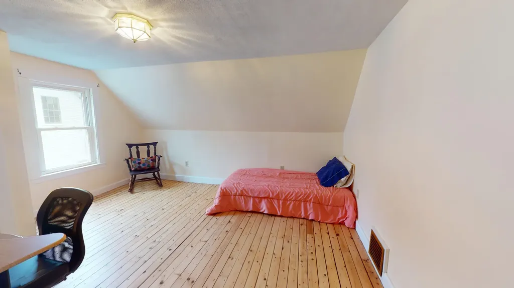 802 Main Street Monmouth ME 04259
