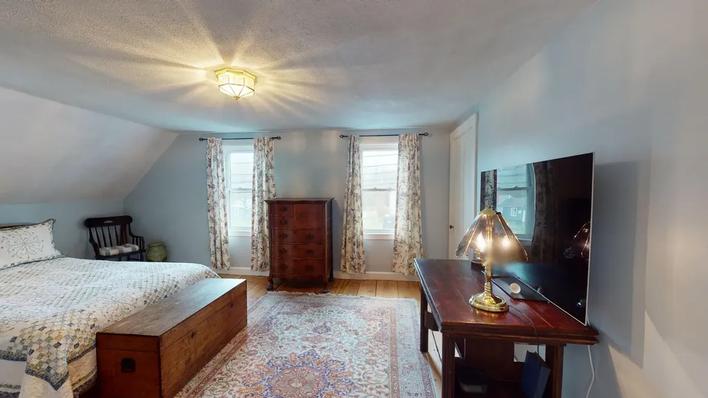 802 Main Street Monmouth ME 04259