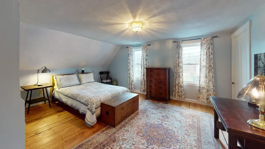 802 Main Street Monmouth ME 04259