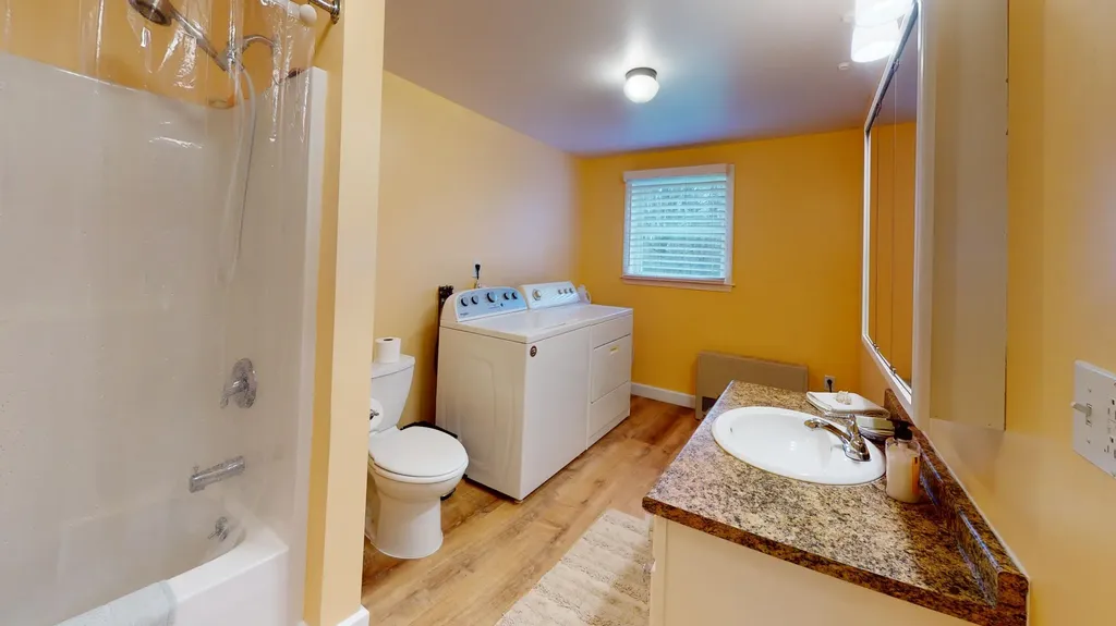 802 Main Street Monmouth ME 04259