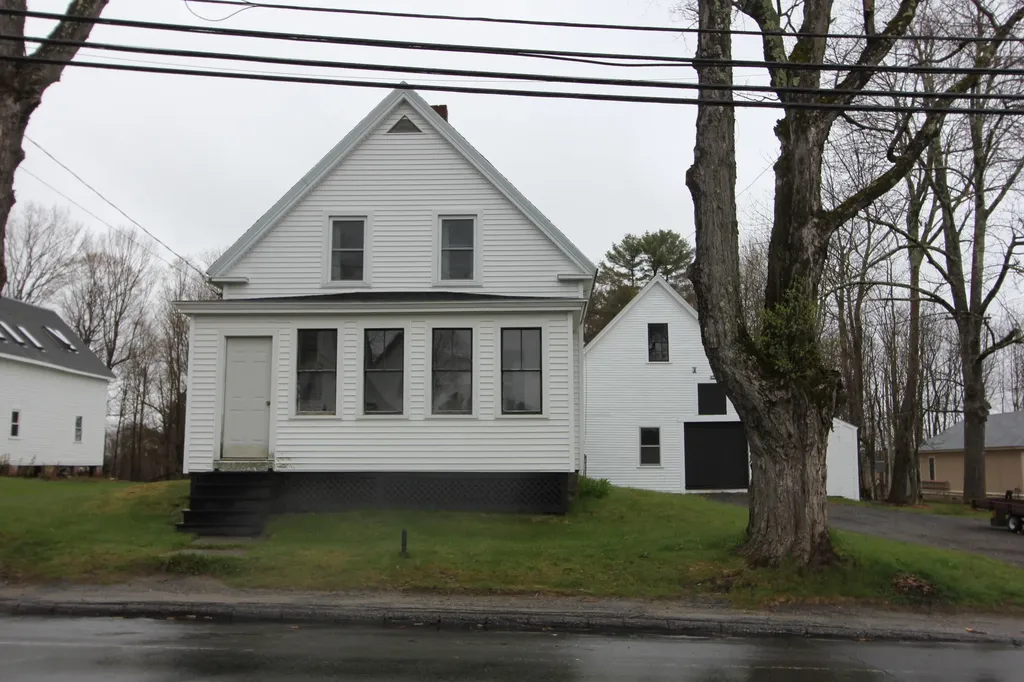 802 Main Street Monmouth ME 04259