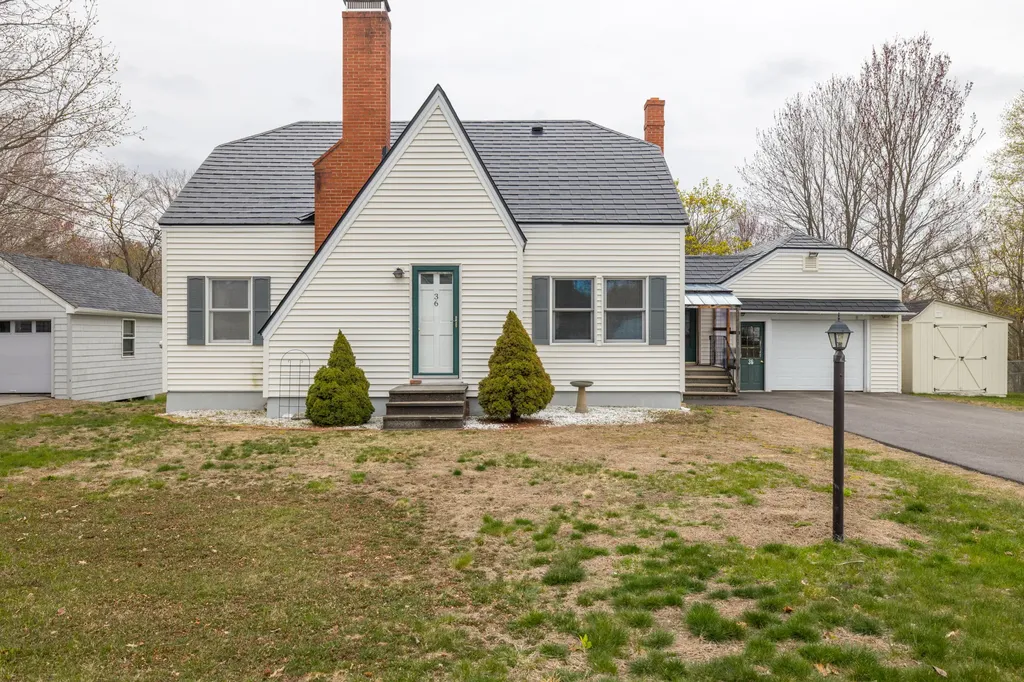 36 Marston Street Auburn ME 04210