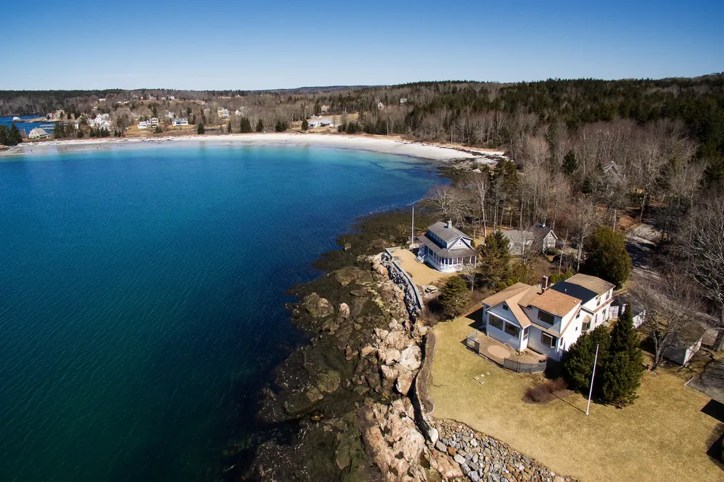 97 Pemaquid Trail Bristol ME 04554
