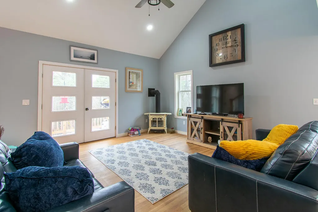 135 Brookside Drive Warren ME 04864