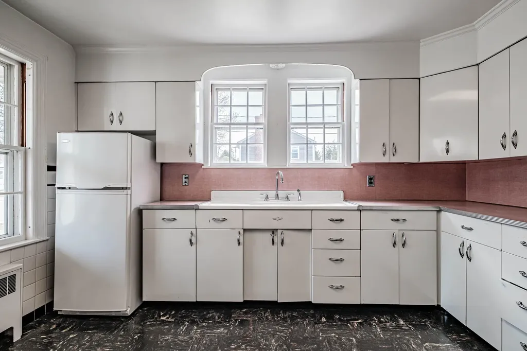 178 Graham Street Biddeford ME 04005