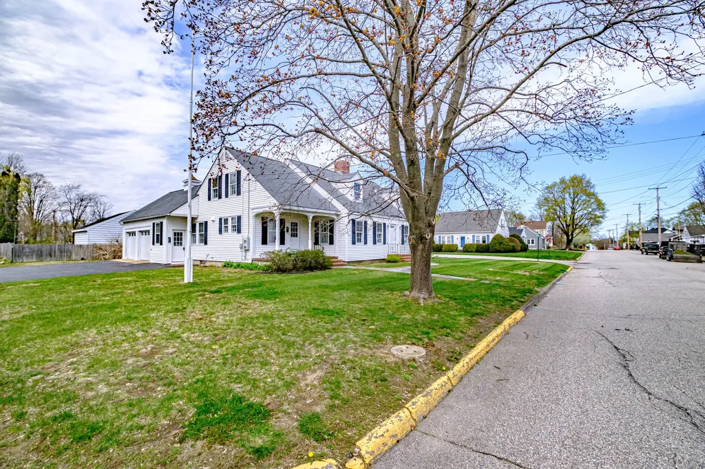 178 Graham Street Biddeford ME 04005