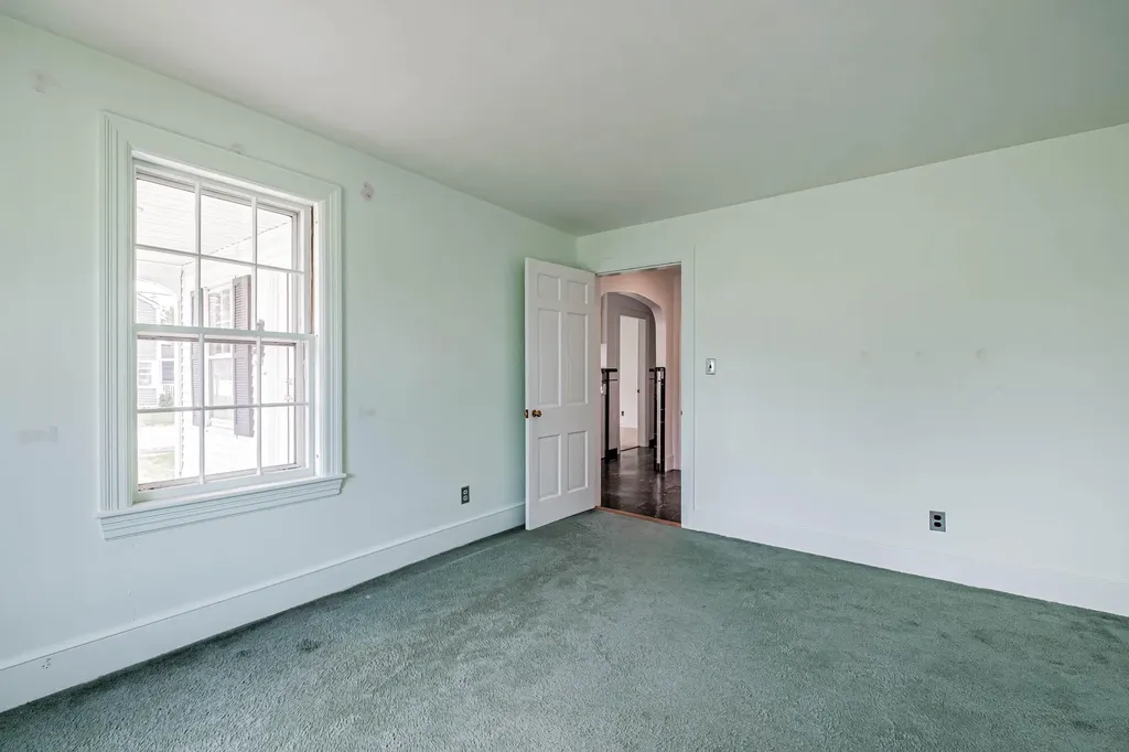 178 Graham Street Biddeford ME 04005