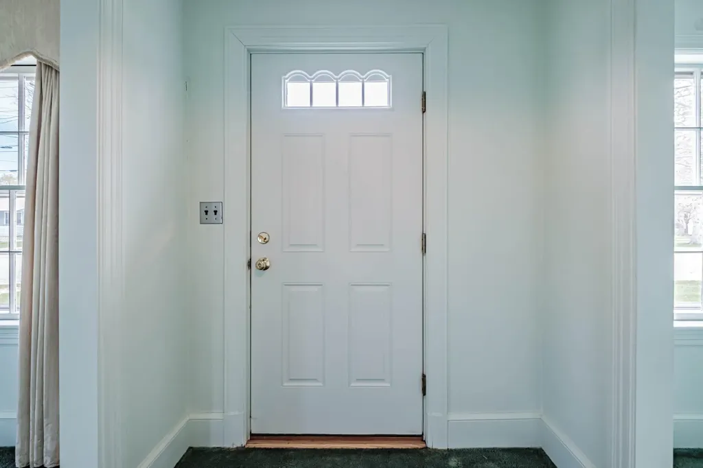 178 Graham Street Biddeford ME 04005