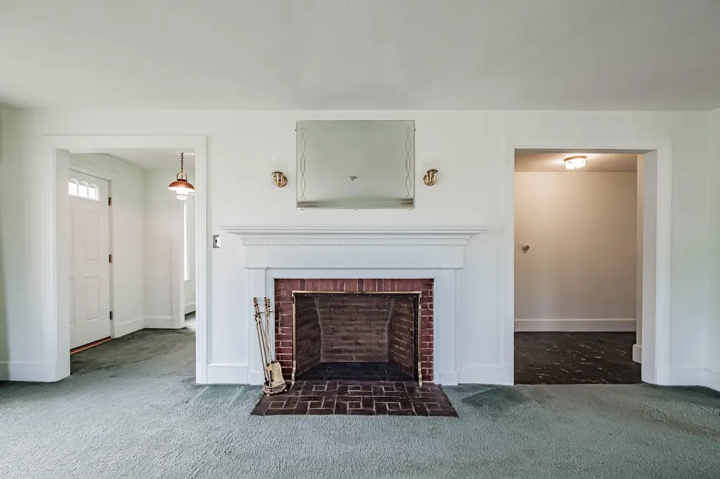 178 Graham Street Biddeford ME 04005