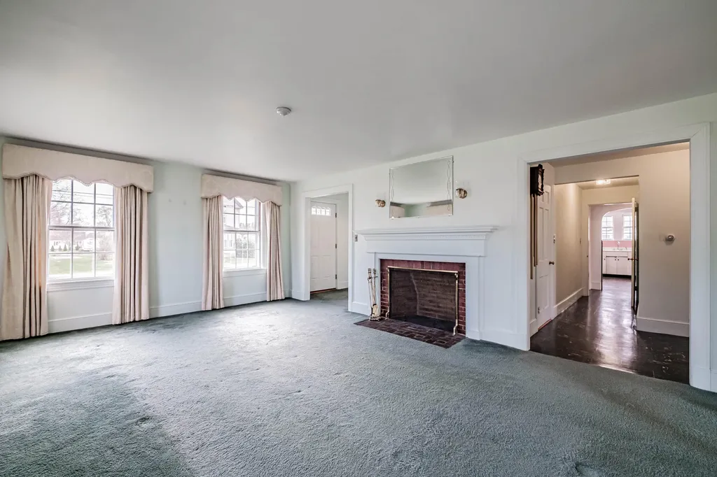 178 Graham Street Biddeford ME 04005