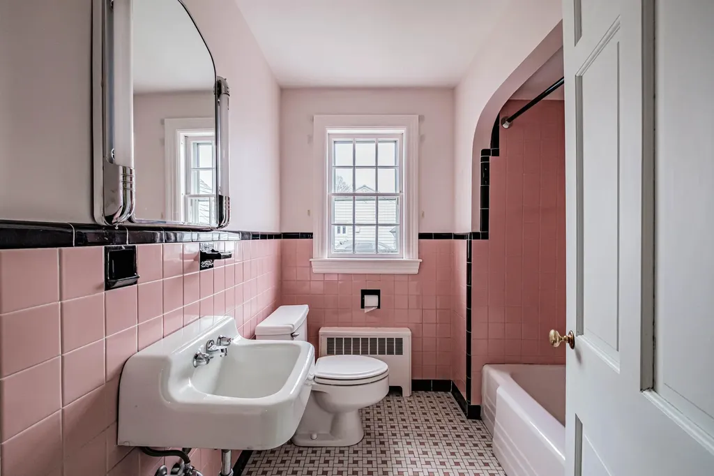 178 Graham Street Biddeford ME 04005