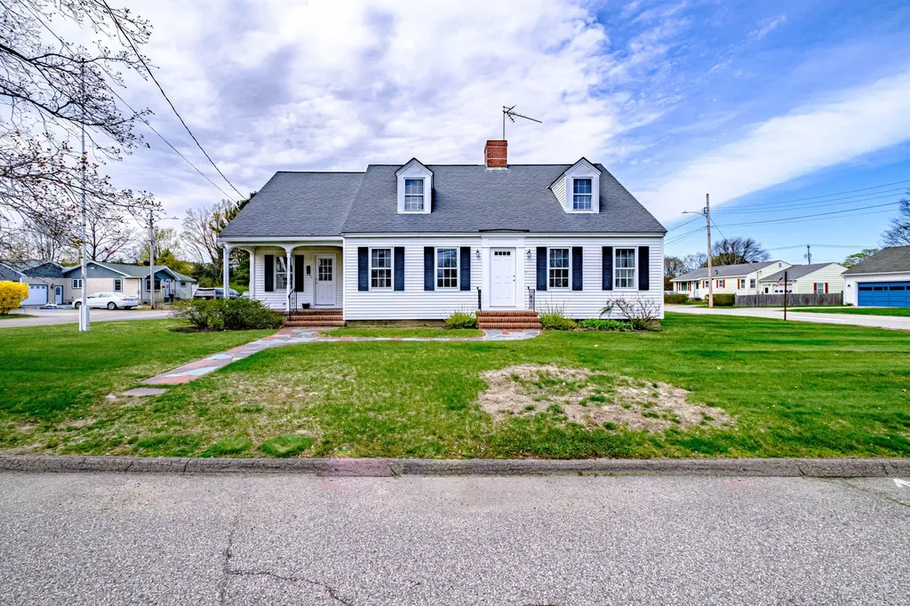 178 Graham Street Biddeford ME 04005