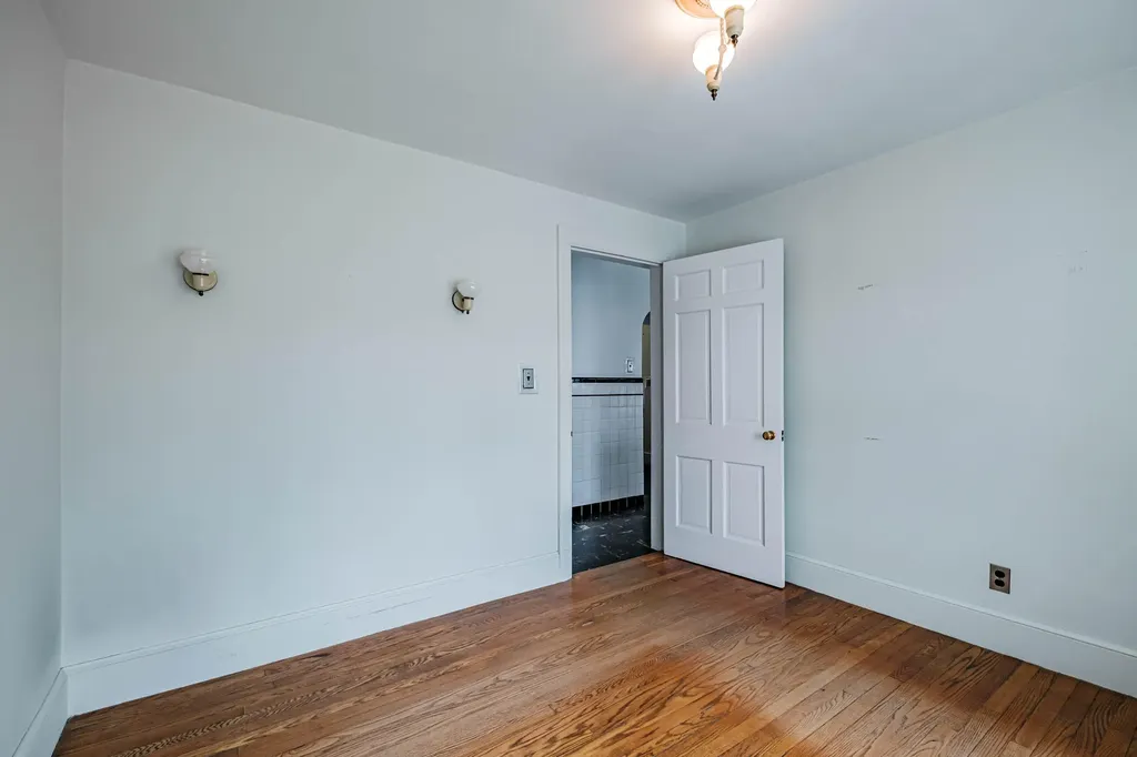 178 Graham Street Biddeford ME 04005