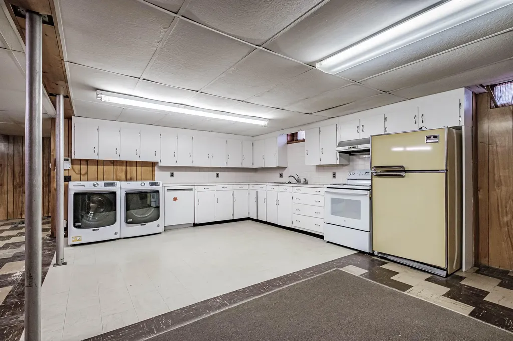 178 Graham Street Biddeford ME 04005