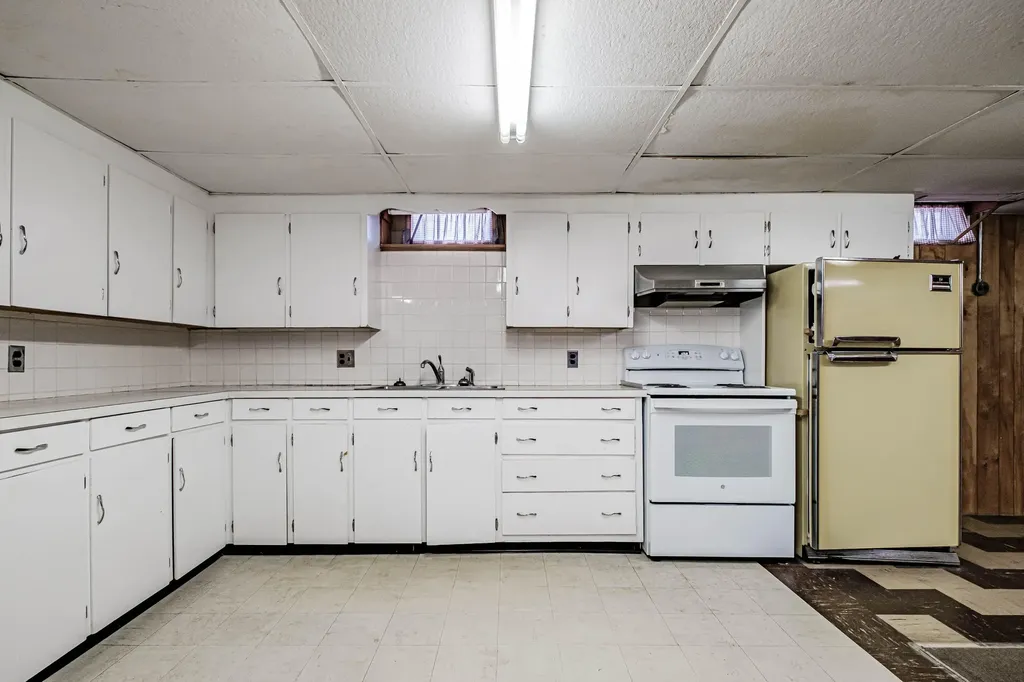 178 Graham Street Biddeford ME 04005