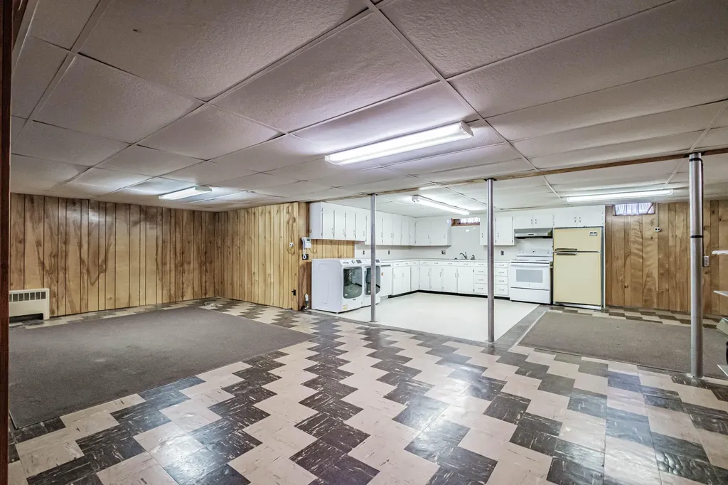178 Graham Street Biddeford ME 04005
