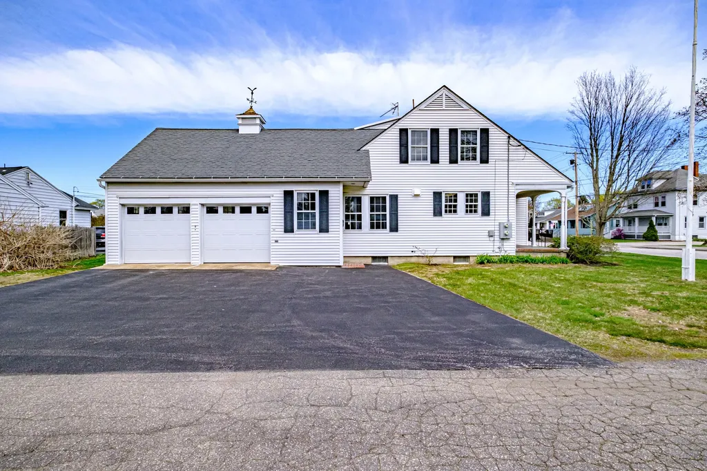 178 Graham Street Biddeford ME 04005