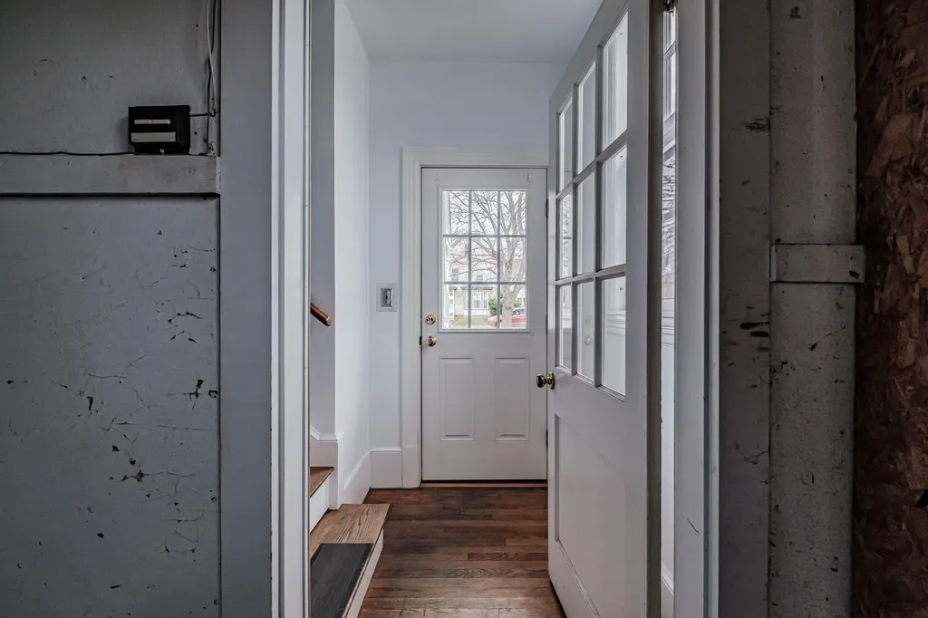 178 Graham Street Biddeford ME 04005