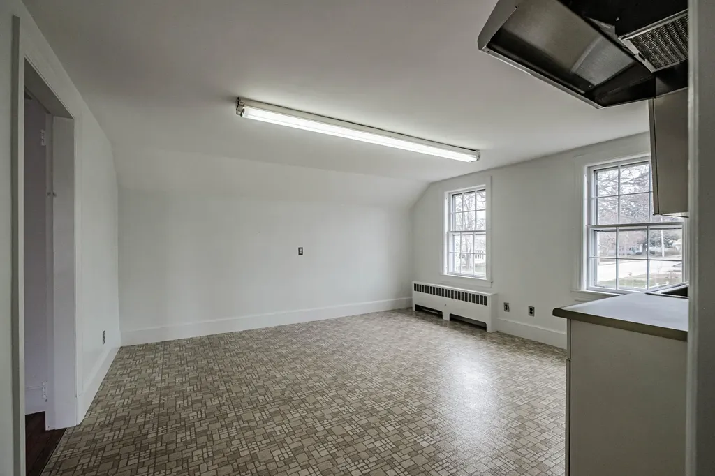 178 Graham Street Biddeford ME 04005