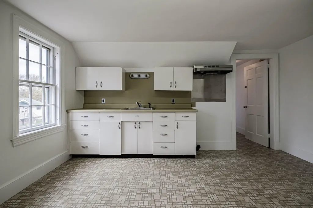 178 Graham Street Biddeford ME 04005