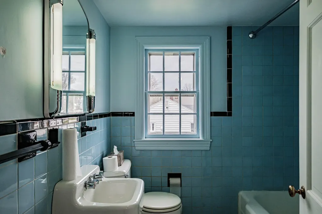 178 Graham Street Biddeford ME 04005