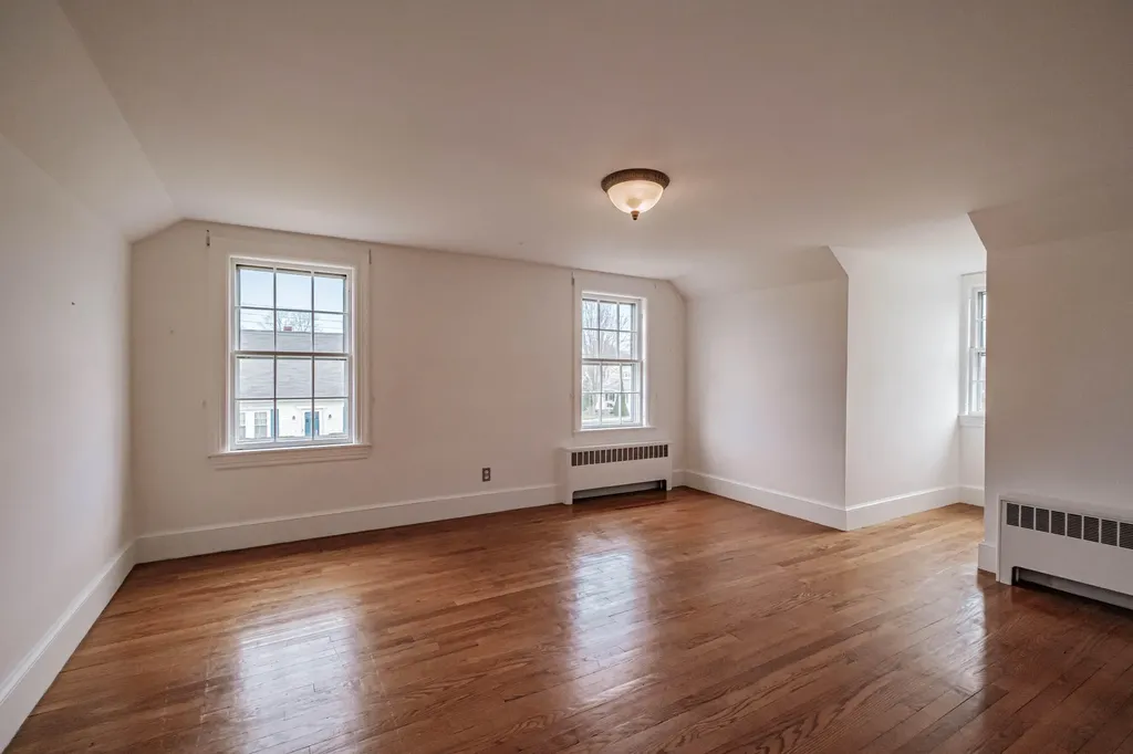 178 Graham Street Biddeford ME 04005