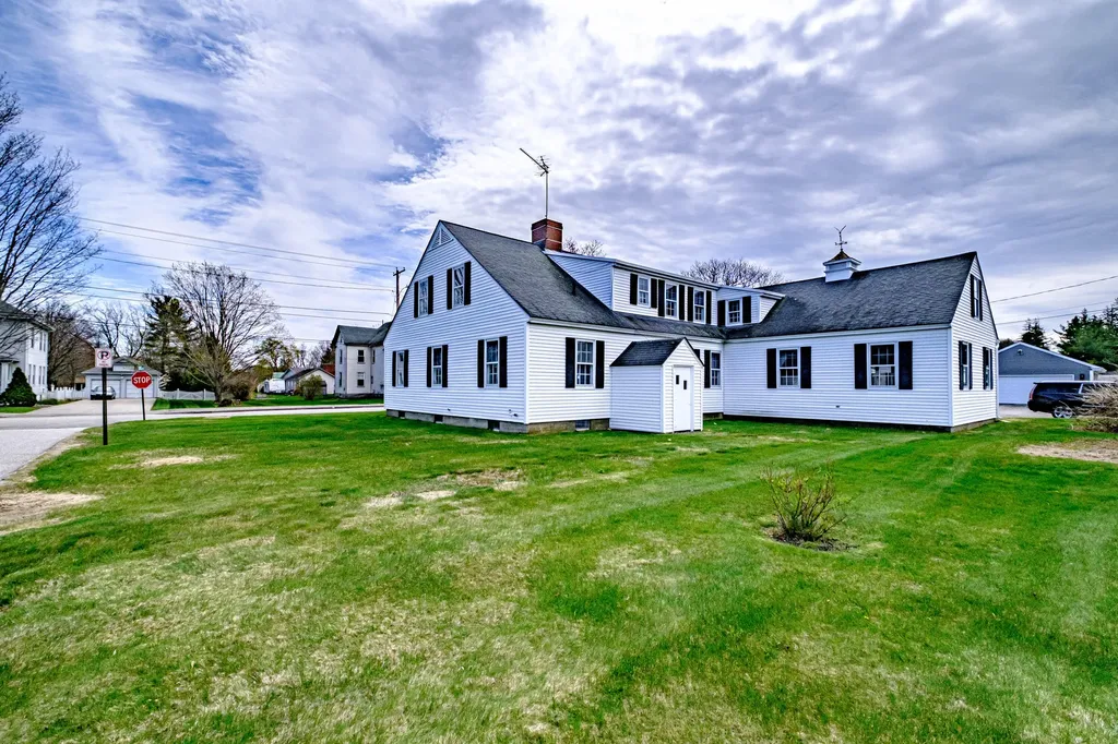 178 Graham Street Biddeford ME 04005