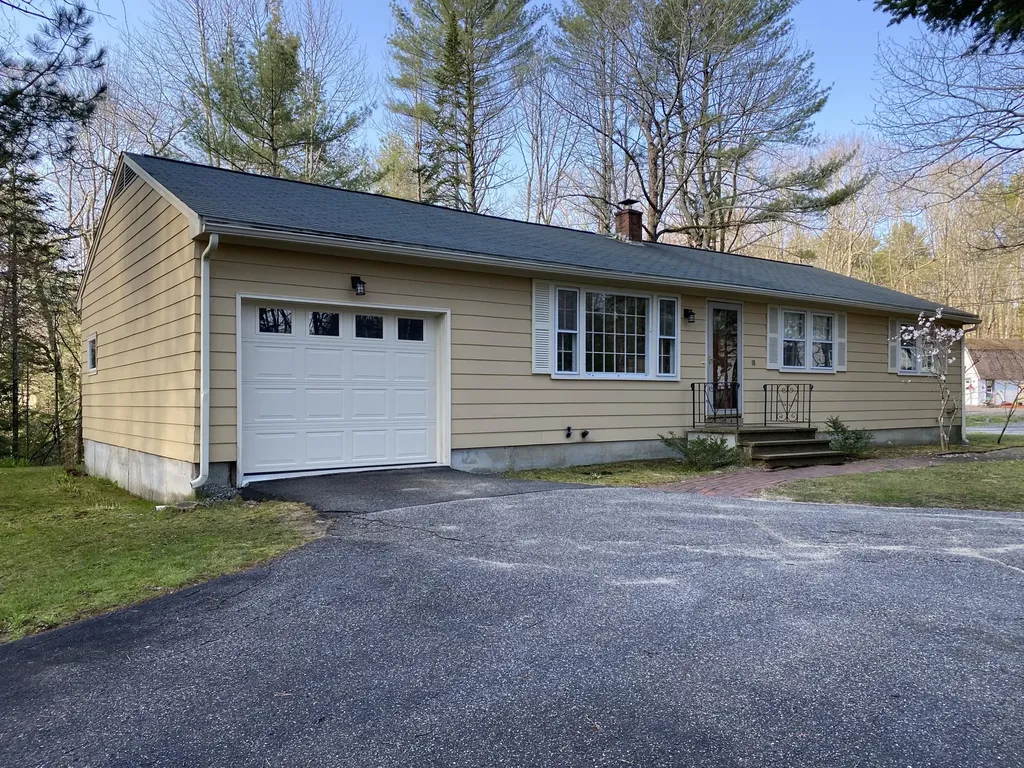 18 Sequoia Drive Freeport ME 04032